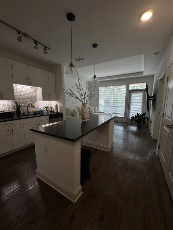 Professionally cleaned kitchen